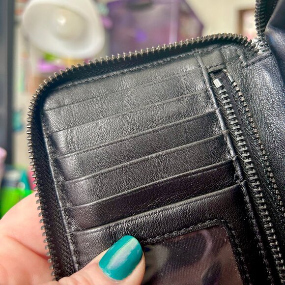 Marc by Marc Jacobs Wristlet Zip Wallet RARE Quilted Metallic Gray Silver - Picture 9 of 10